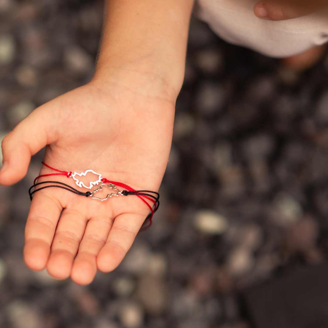 Kids Singapore map bracelet leaving gift